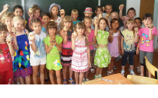Занятие по изготовлению травянчика